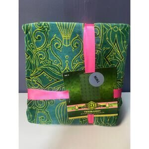 New - Wicked Twin Blanket